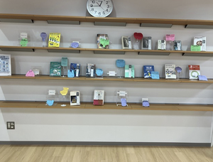 図書館展示の様子